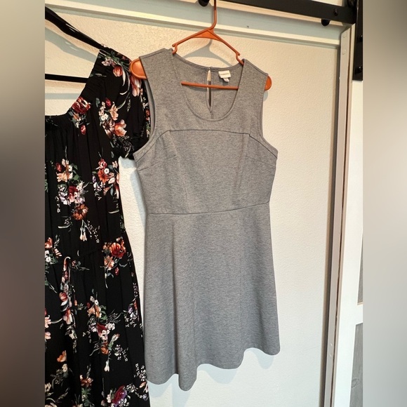 Bundle of 4 dresses for $20 size Large (12/14) - Picture 9 of 9